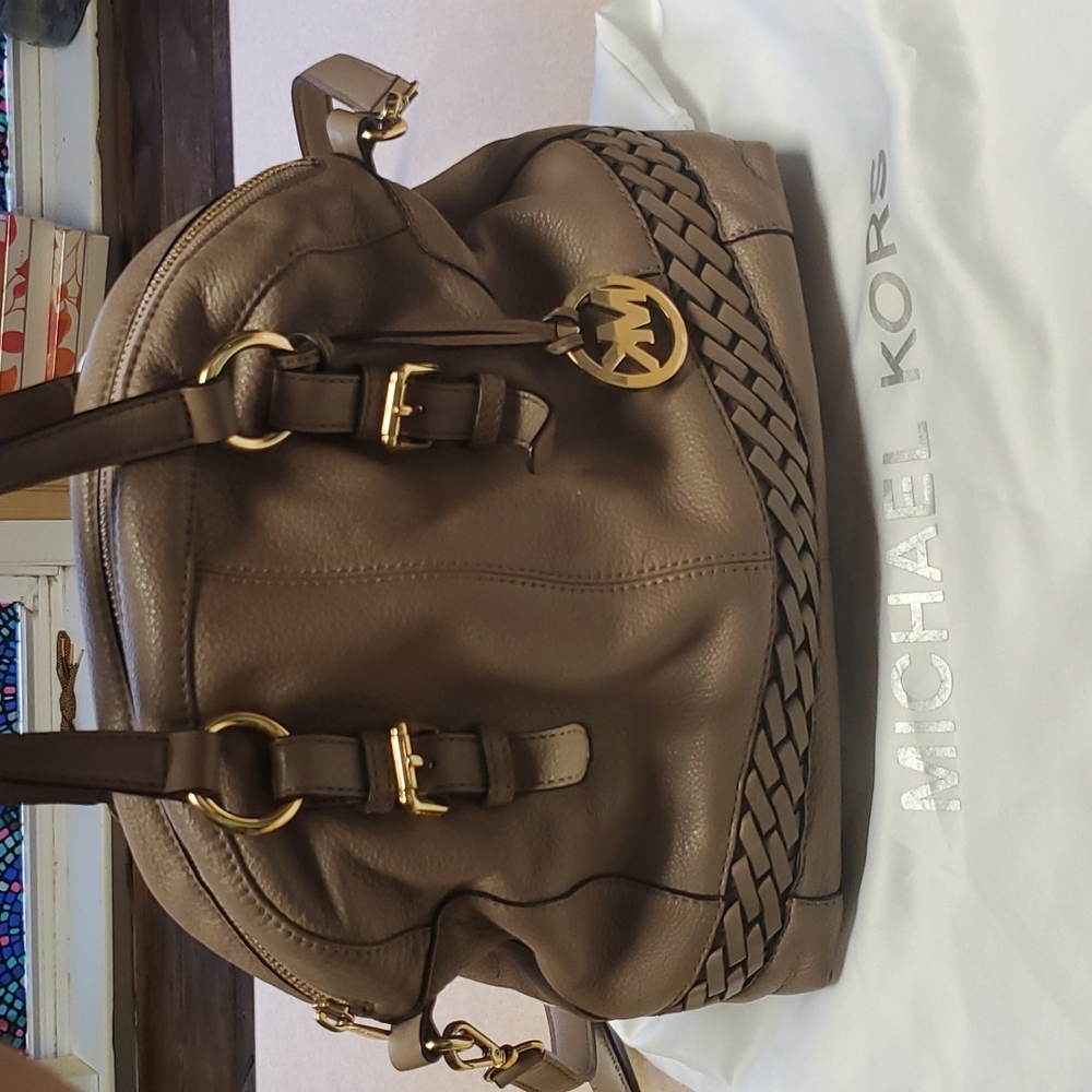 Michael Kors purse